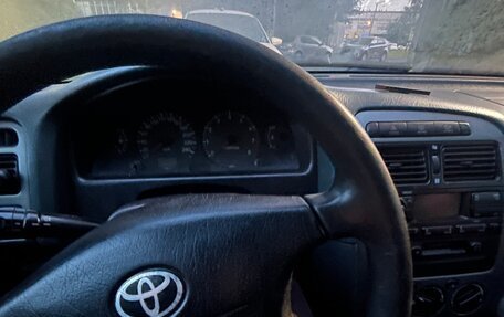 Toyota Avensis III рестайлинг, 2001 год, 175 000 рублей, 2 фотография
