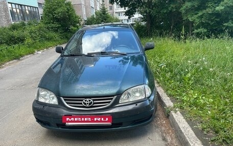 Toyota Avensis III рестайлинг, 2001 год, 175 000 рублей, 5 фотография