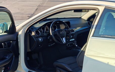 Mercedes-Benz C-Класс, 2012 год, 2 600 000 рублей, 10 фотография