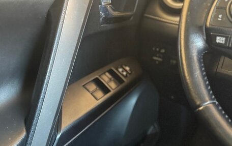 Toyota RAV4, 2015 год, 1 900 000 рублей, 11 фотография
