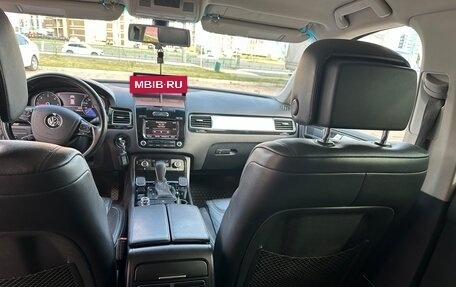 Volkswagen Touareg III, 2012 год, 2 100 000 рублей, 2 фотография