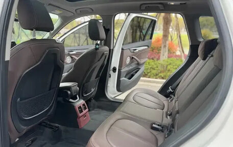 BMW X1, 2022 год, 2 100 000 рублей, 8 фотография