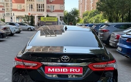 Toyota Camry, 2023 год, 4 200 000 рублей, 5 фотография