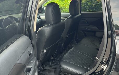 Mitsubishi Outlander III рестайлинг 3, 2013 год, 780 000 рублей, 12 фотография