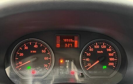 Renault Sandero II рестайлинг, 2014 год, 785 000 рублей, 15 фотография