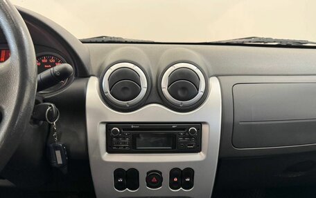 Renault Sandero II рестайлинг, 2014 год, 785 000 рублей, 17 фотография