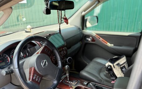 Nissan Pathfinder, 2006 год, 950 000 рублей, 12 фотография