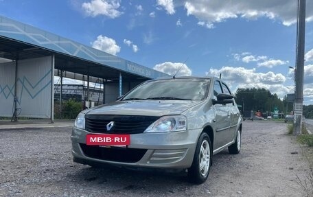 Renault Logan I, 2010 год, 330 000 рублей, 2 фотография