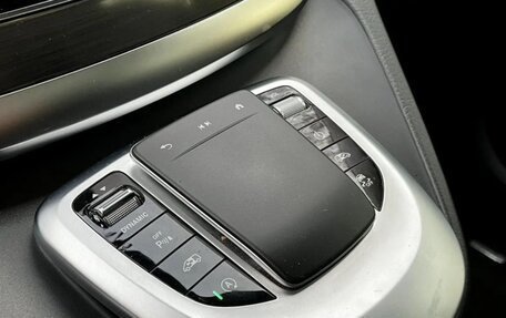 Mercedes-Benz V-Класс, 2021 год, 8 600 000 рублей, 9 фотография