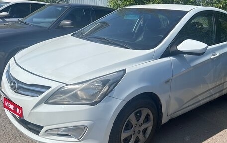 Hyundai Solaris II рестайлинг, 2014 год, 450 000 рублей, 2 фотография