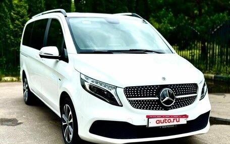 Mercedes-Benz V-Класс, 2020 год, 5 750 000 рублей, 8 фотография