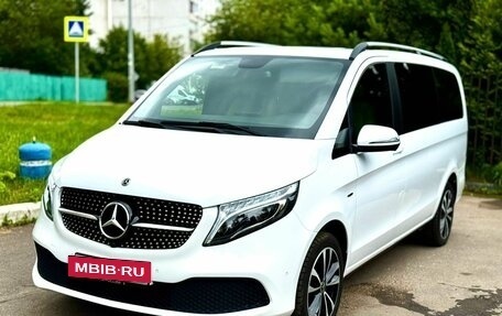 Mercedes-Benz V-Класс, 2020 год, 5 750 000 рублей, 9 фотография
