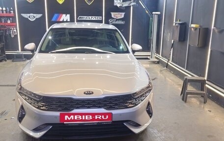 KIA K5, 2021 год, 2 700 000 рублей, 5 фотография