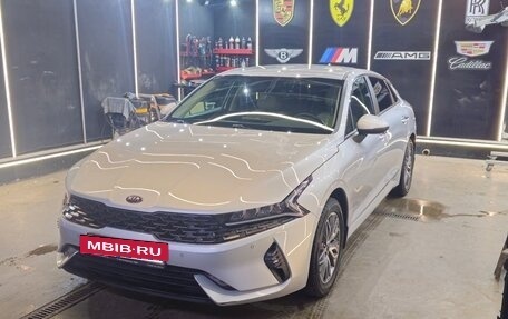 KIA K5, 2021 год, 2 700 000 рублей, 6 фотография
