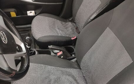Hyundai Solaris II рестайлинг, 2011 год, 550 000 рублей, 6 фотография