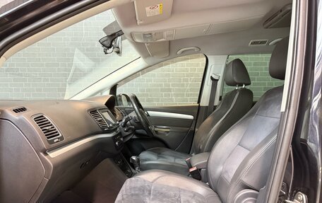 Volkswagen Sharan II, 2011 год, 1 349 000 рублей, 9 фотография