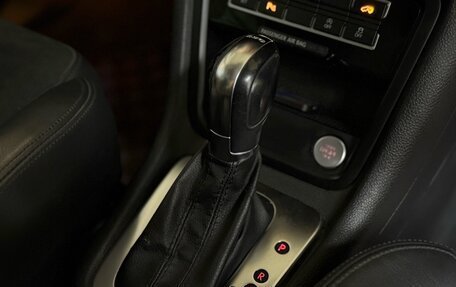 Volkswagen Sharan II, 2011 год, 1 349 000 рублей, 15 фотография