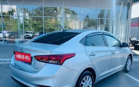 Hyundai Solaris II рестайлинг, 2018 год, 893 000 рублей, 5 фотография