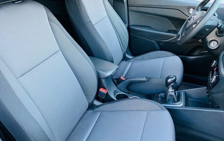 Hyundai Solaris II рестайлинг, 2018 год, 893 000 рублей, 9 фотография