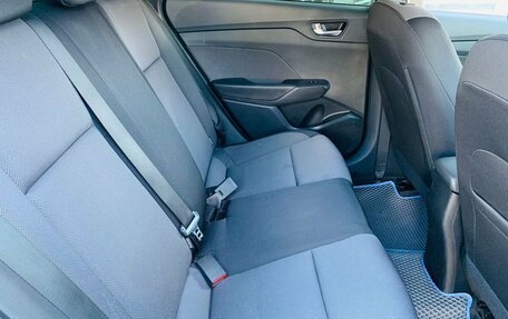 Hyundai Solaris II рестайлинг, 2018 год, 893 000 рублей, 11 фотография