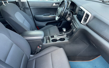 KIA Sportage IV рестайлинг, 2019 год, 2 100 000 рублей, 13 фотография