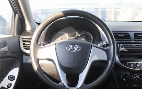 Hyundai Solaris II рестайлинг, 2011 год, 549 000 рублей, 15 фотография