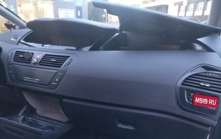 Citroen C4 Picasso II рестайлинг, 2012 год, 580 000 рублей, 20 фотография