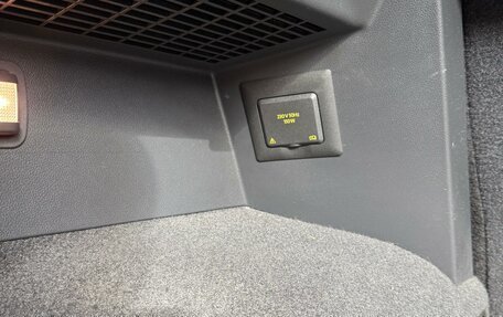 Volkswagen Tiguan II, 2018 год, 2 500 000 рублей, 17 фотография