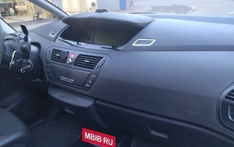Citroen C4 Picasso II рестайлинг, 2012 год, 580 000 рублей, 6 фотография