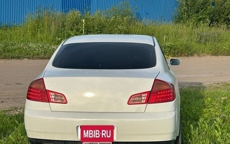 Nissan Skyline, 2001 год, 650 000 рублей, 5 фотография