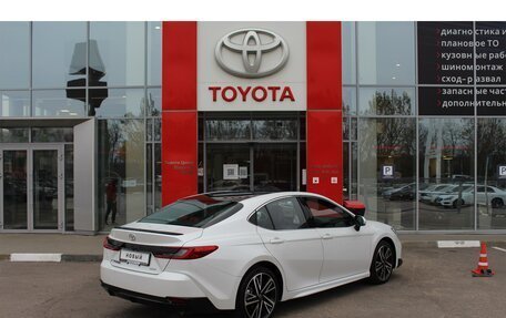 Toyota Camry, 2024 год, 3 860 000 рублей, 5 фотография
