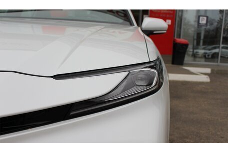 Toyota Camry, 2024 год, 3 860 000 рублей, 9 фотография