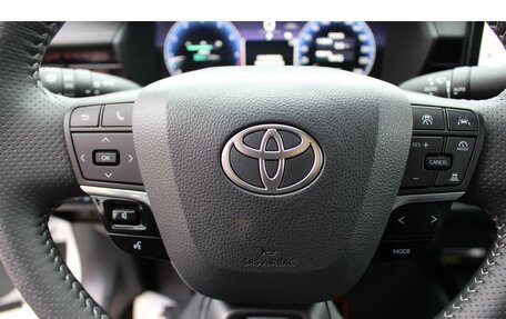 Toyota Camry, 2024 год, 3 860 000 рублей, 16 фотография