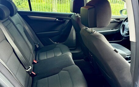 Volkswagen Passat B7, 2011 год, 1 245 000 рублей, 16 фотография