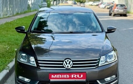 Volkswagen Passat B7, 2011 год, 1 245 000 рублей, 2 фотография