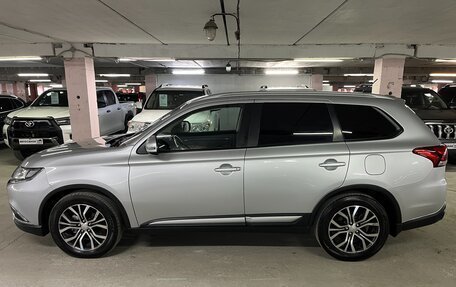 Mitsubishi Outlander III рестайлинг 3, 2015 год, 1 739 000 рублей, 9 фотография