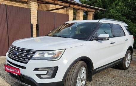 Ford Explorer VI, 2016 год, 2 850 000 рублей, 8 фотография
