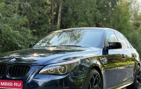 BMW 5 серия, 2005 год, 1 300 000 рублей, 11 фотография