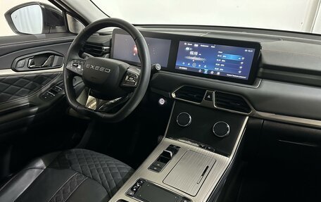 CheryExeed TXL, 2023 год, 2 190 000 рублей, 13 фотография
