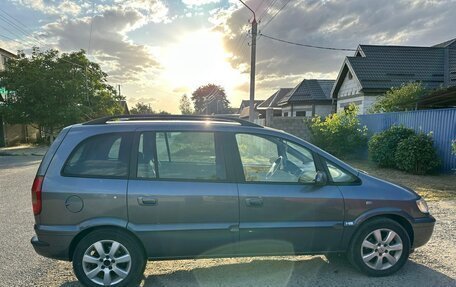 Opel Zafira A рестайлинг, 2005 год, 650 000 рублей, 2 фотография