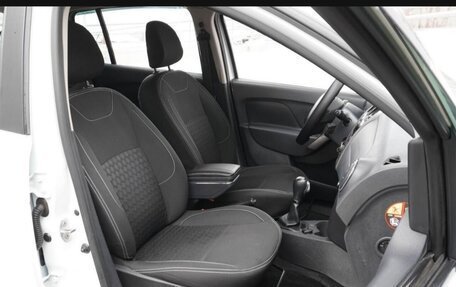 Renault Sandero II рестайлинг, 2017 год, 950 000 рублей, 4 фотография