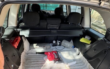 Opel Zafira A рестайлинг, 2004 год, 350 000 рублей, 9 фотография