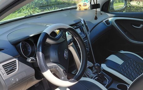 Hyundai i30 II рестайлинг, 2014 год, 800 000 рублей, 5 фотография