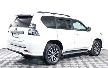 Toyota Land Cruiser Prado 150 рестайлинг 2, 2021 год, 7 245 000 рублей, 5 фотография