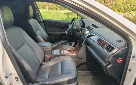 Toyota Camry, 2017 год, 1 750 000 рублей, 13 фотография