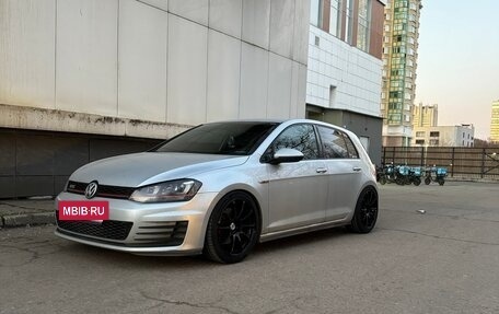 Volkswagen Golf GTI VII, 2017 год, 2 190 000 рублей, 2 фотография
