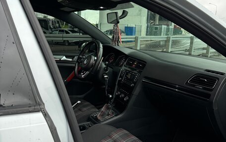 Volkswagen Golf GTI VII, 2017 год, 2 190 000 рублей, 18 фотография