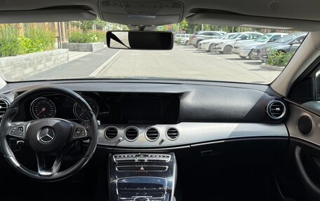 Mercedes-Benz E-Класс, 2017 год, 2 100 000 рублей, 18 фотография