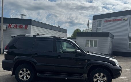 Toyota Land Cruiser Prado 120 рестайлинг, 2008 год, 2 000 000 рублей, 4 фотография
