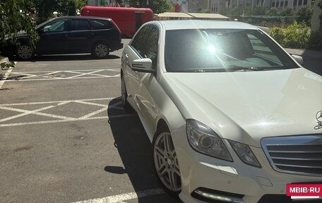 Mercedes-Benz E-Класс, 2012 год, 1 550 000 рублей, 3 фотография